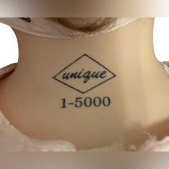 I named her FELICITY=Vintage porcelain doll w/ Maker marks - Picture 3 of 3